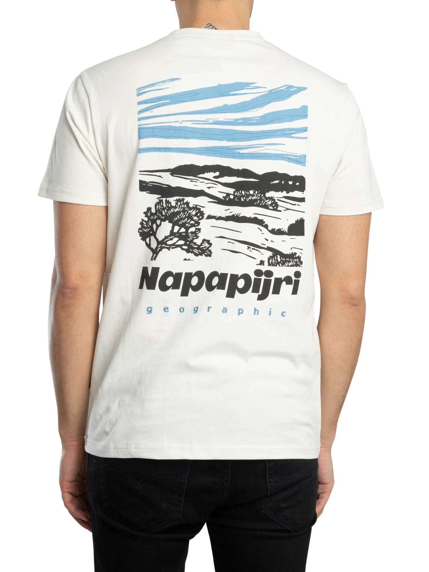 Napapijri Relaxed Vignoni Back Graphic T-Shirt - White Whisper Napapijri Relaxed Vignoni Back Graphic T-Shirt - White Whisper -Standout Store 55735c