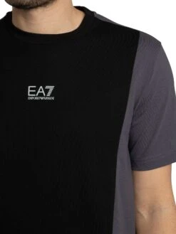 EA7 Centre Logo T-Shirt - Black -Standout Store 55867c