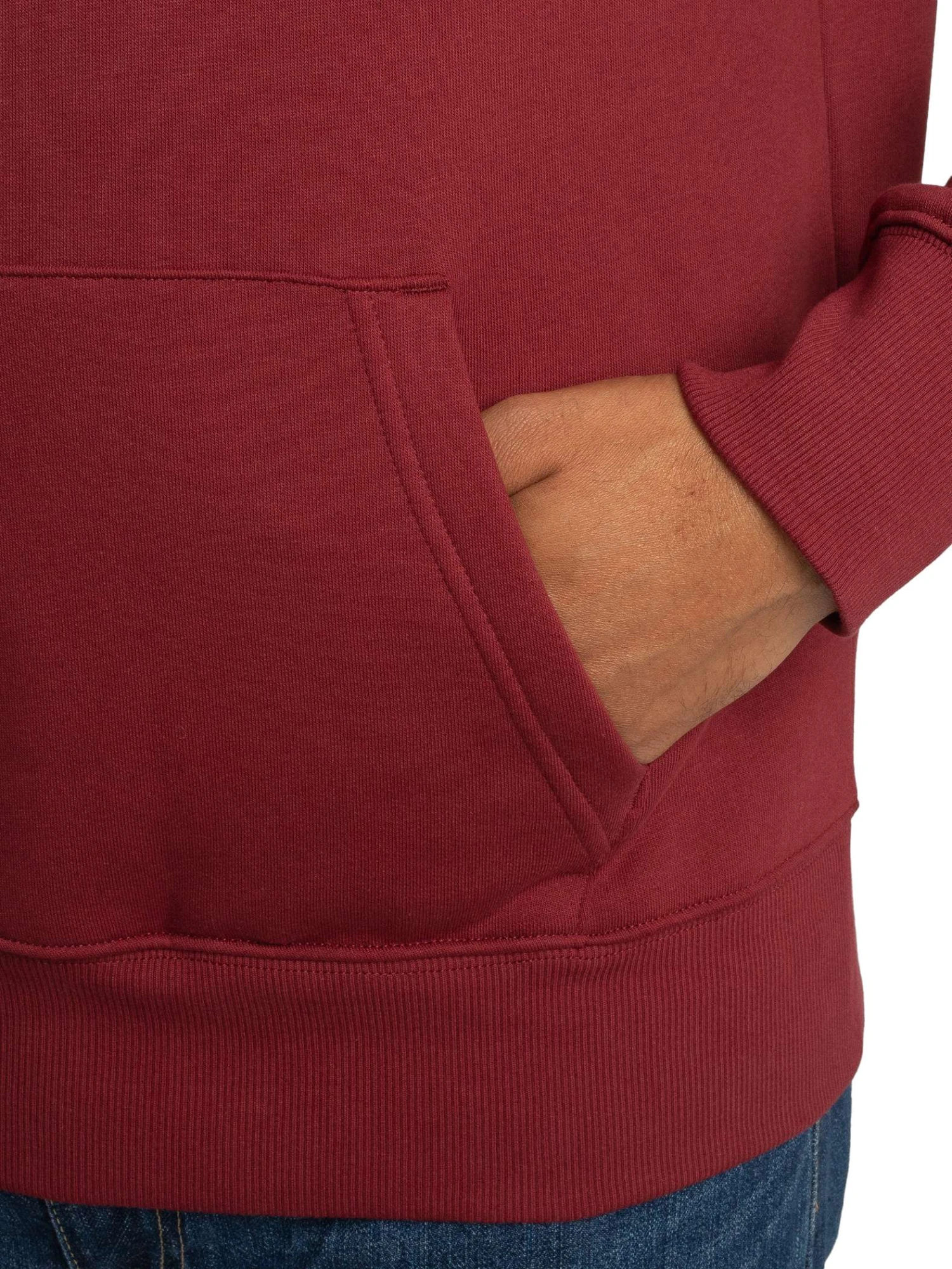 GANT Regular Shield Pullover Hoodie - Plumped Red GANT Regular Shield Pullover Hoodie - Plumped Red -Standout Store 56720d