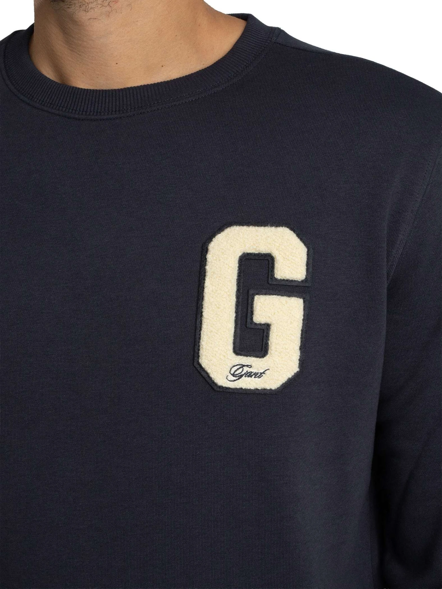 GANT Badge Sweatshirt - Evening Blue GANT Badge Sweatshirt - Evening Blue -Standout Store 57188d